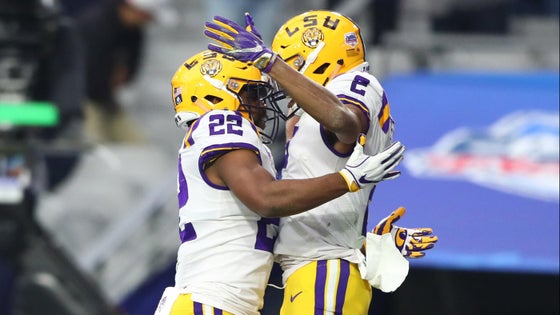 lsu-celebrating-fiesta-bowl.jpg