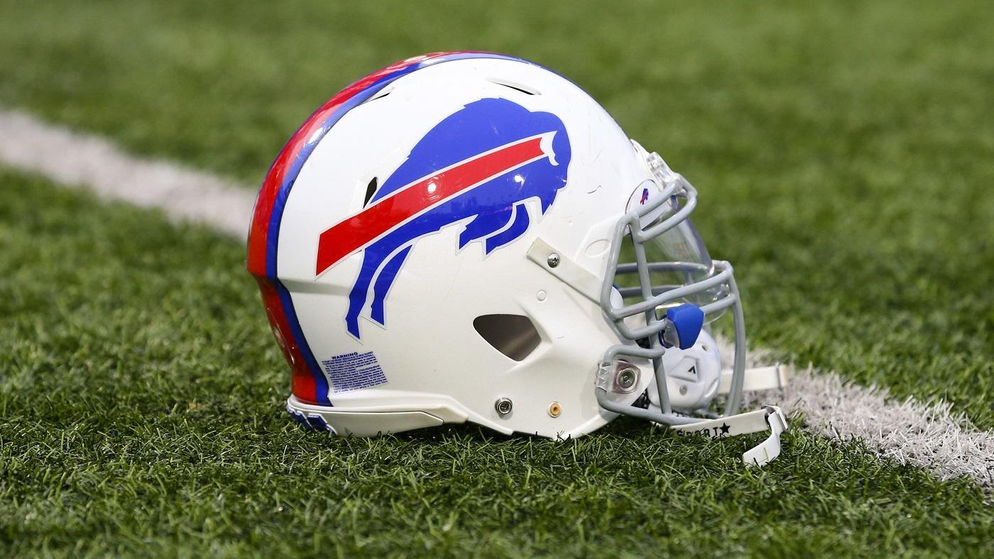 NFL: Miami Dolphins at Buffalo Bills