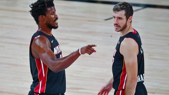 jimmy-butler-goran-dragic-heat.jpg