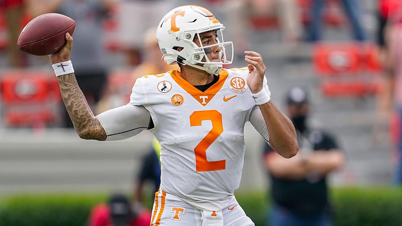 usatsi-15049524-jarrett-guarantano-vols-qb-2020-1400.jpg