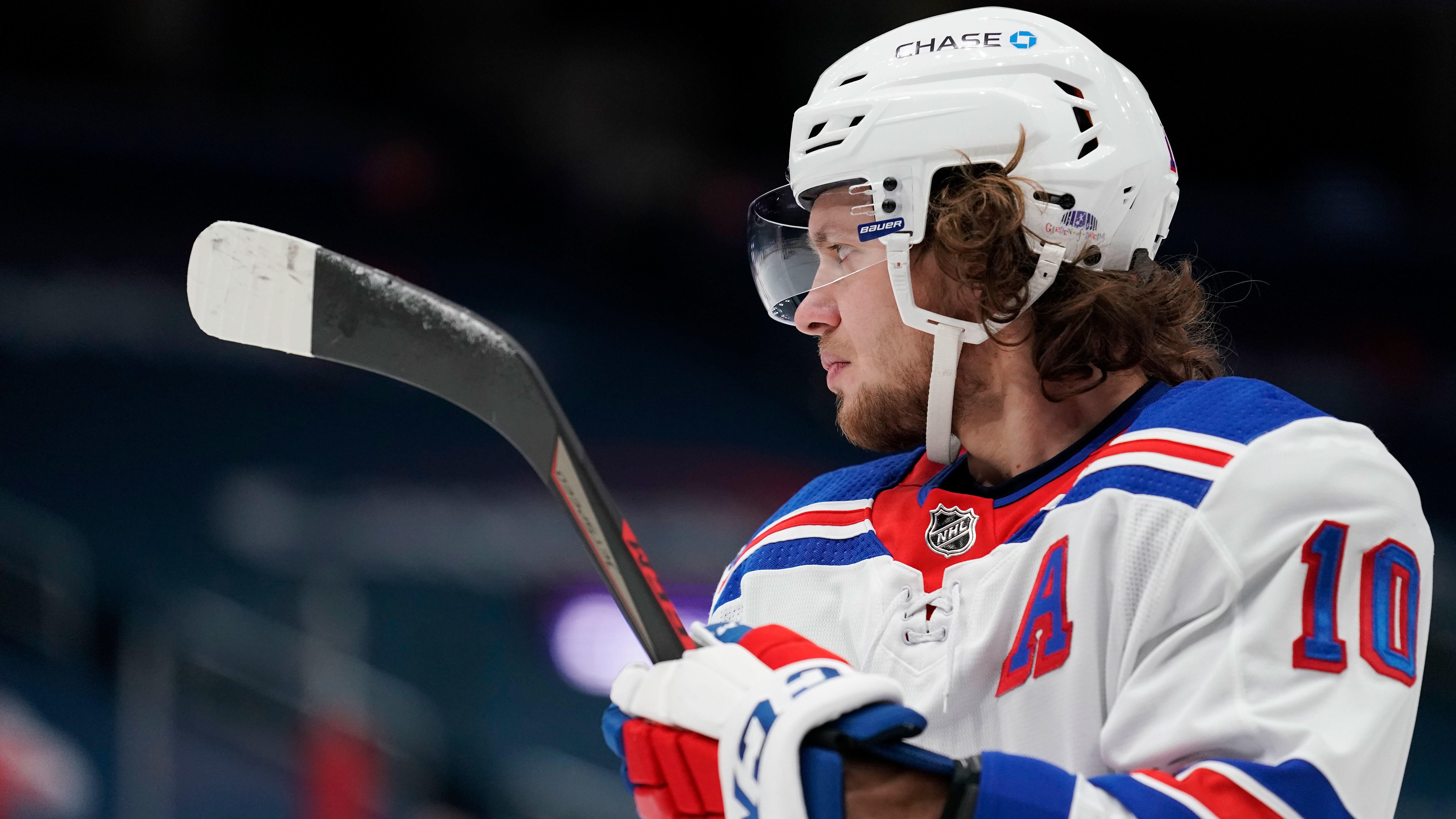 artemi-panarin.jpg