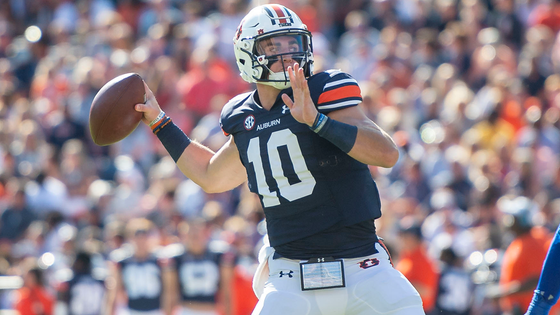 bo-nix-auburn-blue-throwing-getty.png