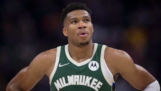 giannis-antetokounmpo-milwaukee-bucks.jpg
