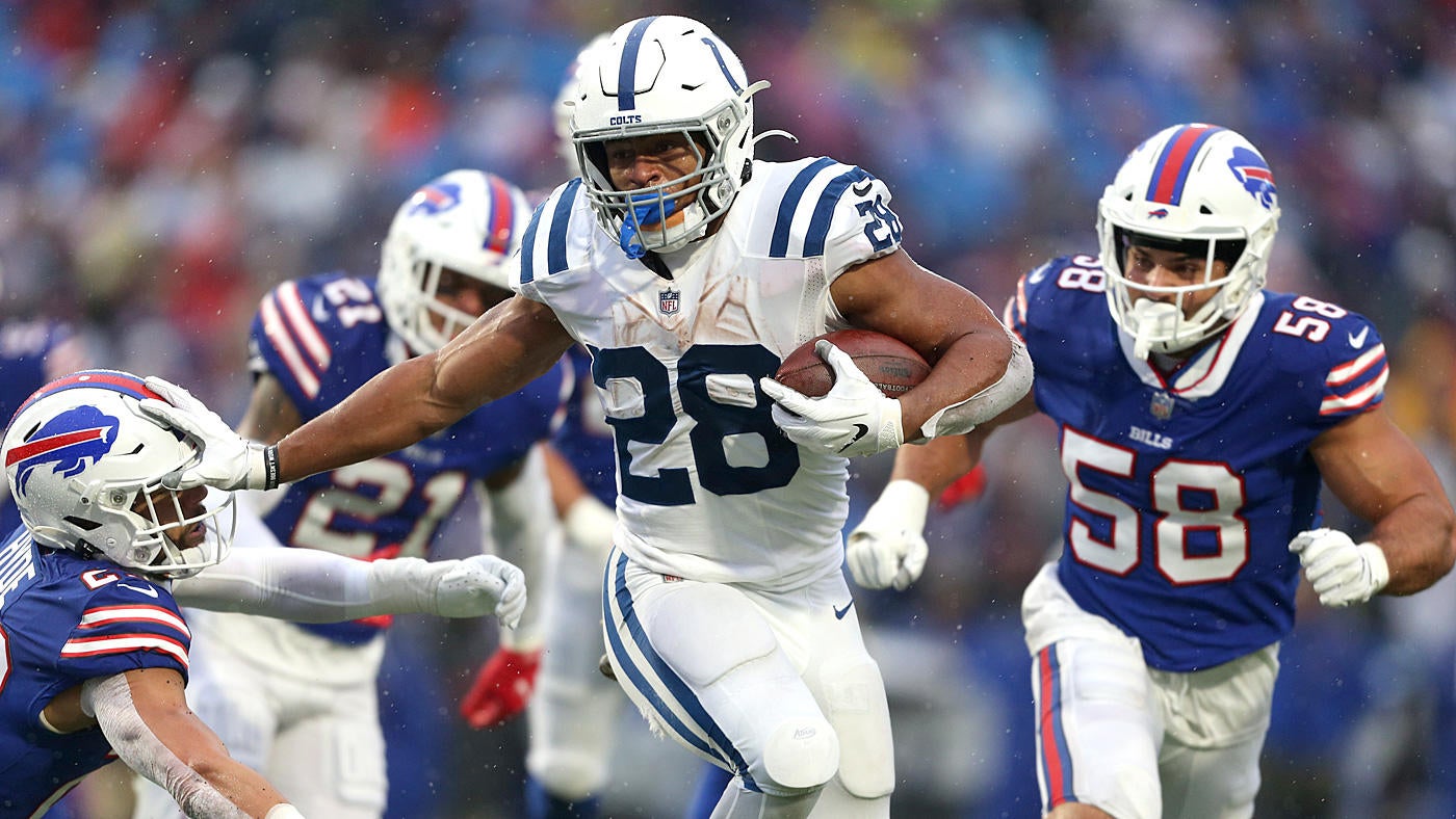 gettyimages-1354744112-jonathan-taylor-colts-rb-td-3q-2021-1400.jpg