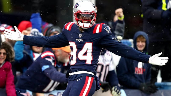 Tennessee Titans v New England Patriots