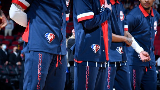040122-giannisantetokounmpo.jpg