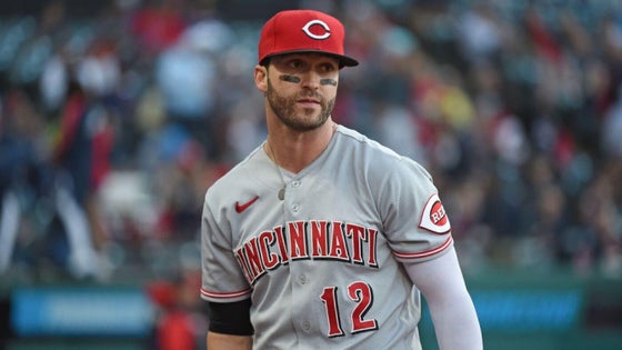 tyler-naquin-reds.jpg
