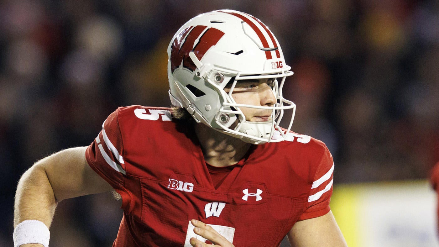 graham-mertz-wisconsin-getty-images.jpg