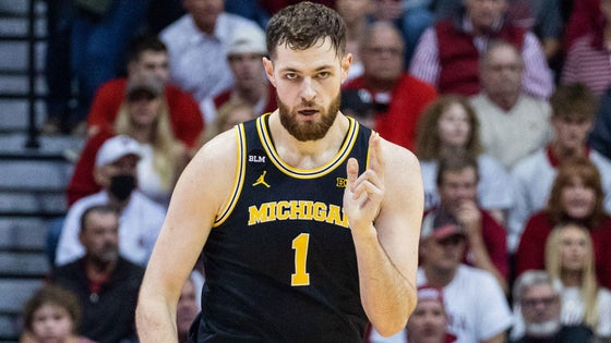 usatsi-hunter-dickinson-michigan.jpg
