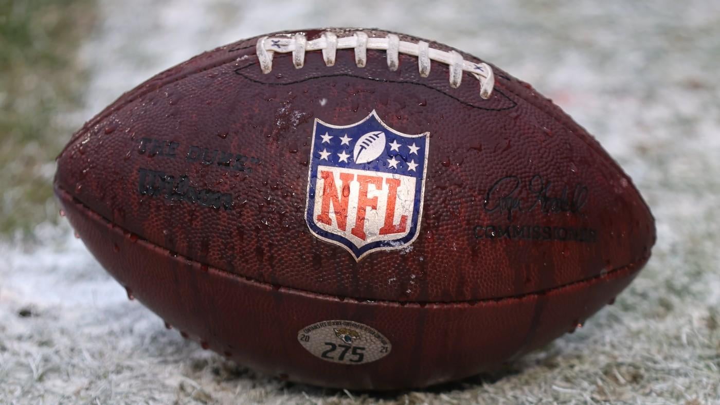 nfl-football.jpg