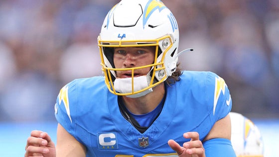 getty-justin-herbert-chargers.jpg
