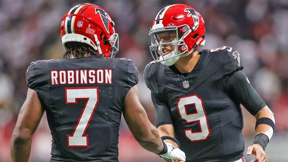 usatsi-bijan-robinson-desmond-ridder-falcons.jpg