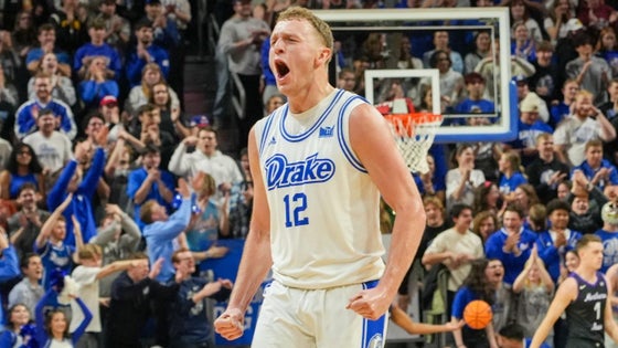tucker-devries-drake-usatsi.jpg