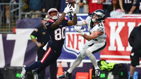 Philadelphia Eagles v New England Patriots