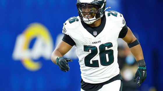 Philadelphia Eagles v Los Angeles Rams