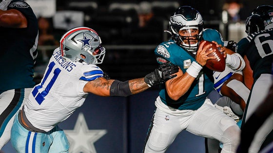 NFL: NOV 10 Eagles at Cowboys