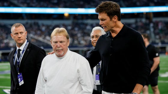 tom-brady-raiders.jpg