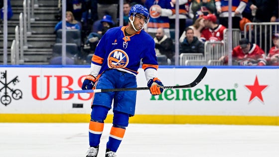 anthony-duclair-islander.jpg
