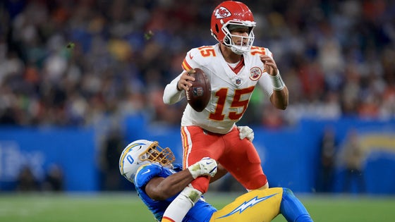 hlvo-chiefs-chargers-0905-00-23-49-25-still007.jpg