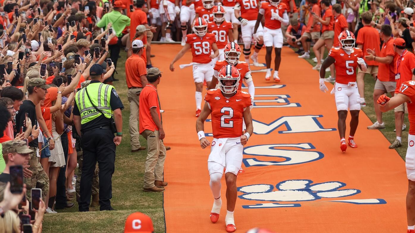 Troy v Clemson