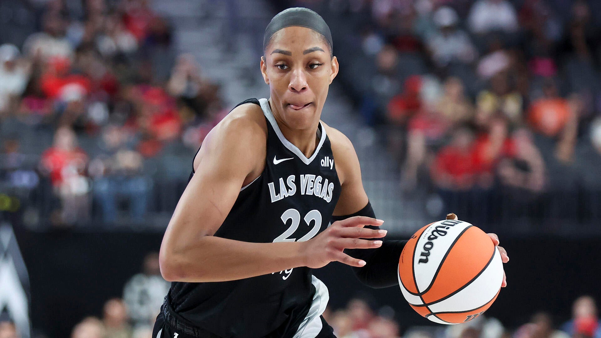 Chicago Sky v Las Vegas Aces
