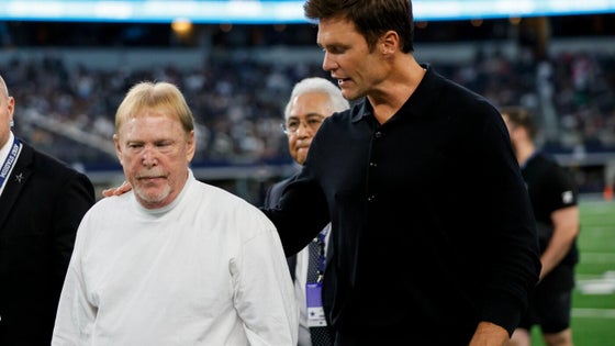 tom-brady-mark-davis.jpg