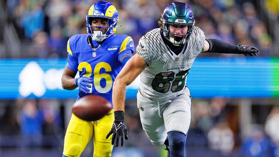sam-darnold-matthew-stafford.jpg