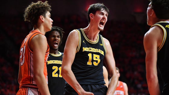 NCAA Basketball: Michigan at Illinois