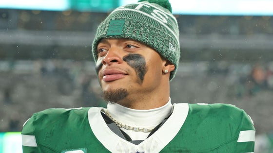 getty-justin-fields-jets.jpg