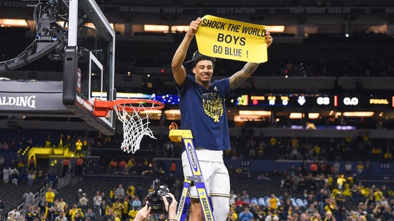 UConn v Michigan