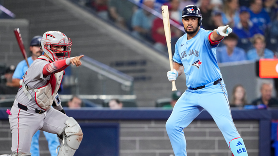 check-swing-getty.png