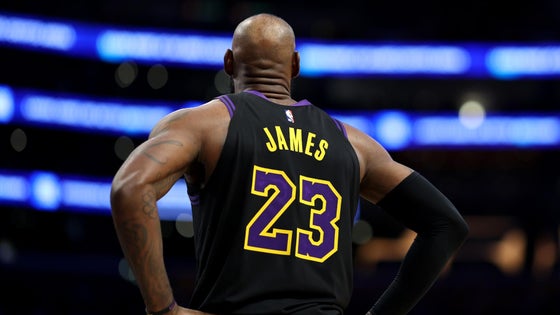 lebron-back.jpg