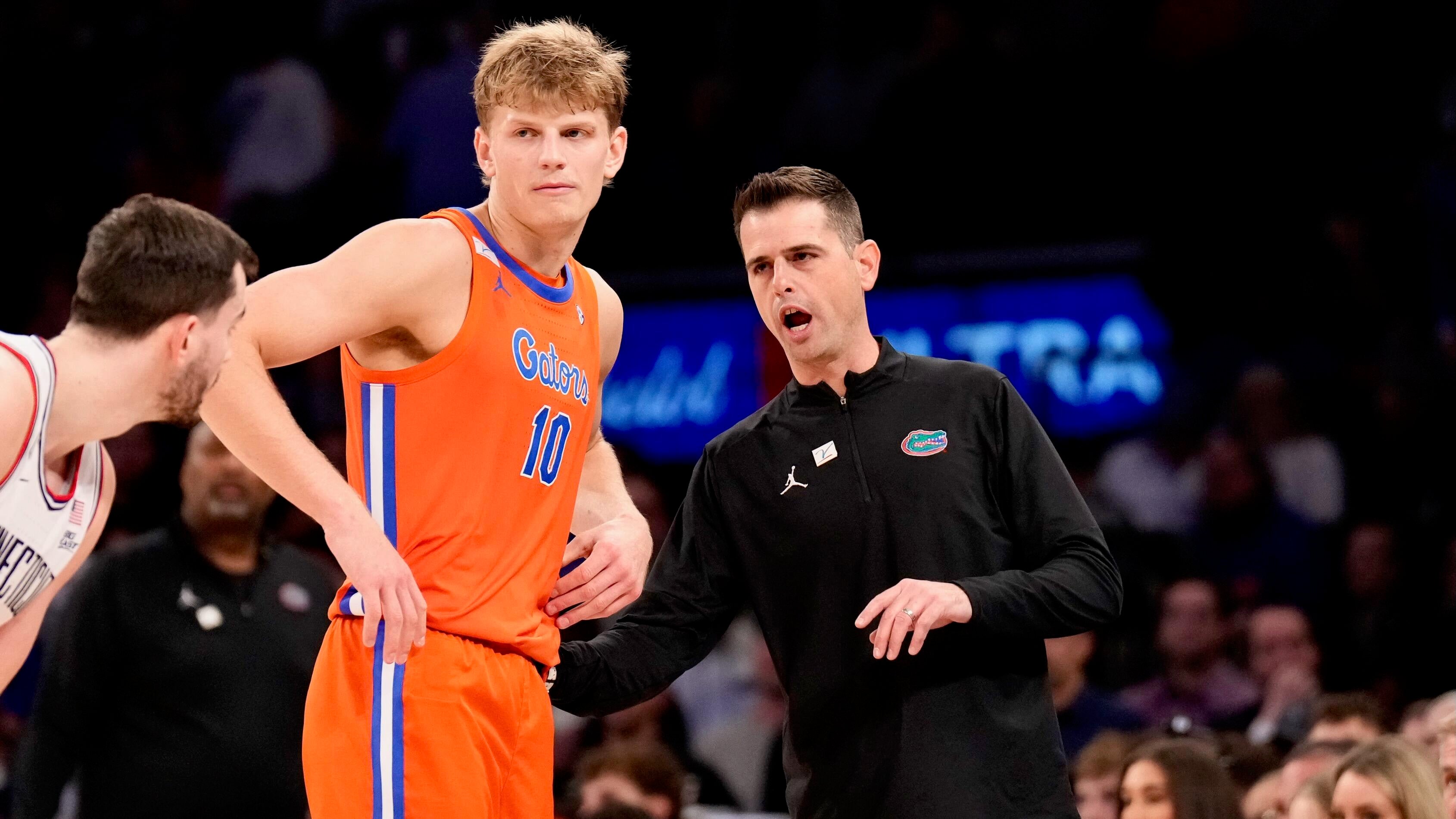 Jimmy V Classic: Florida v UConn