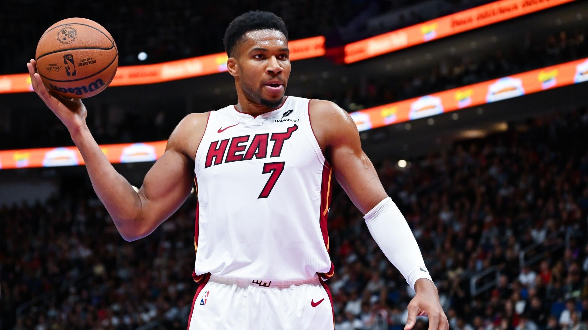 giannis-heat.jpg