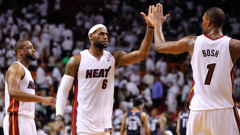 LeBron eyeing Miami reunion? Heat have no indication of return despite Instagram posts