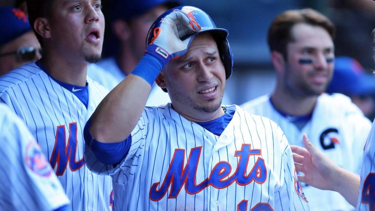 WATCH: Mets infielder Asdrubal Cabrera has had enough of this pickle