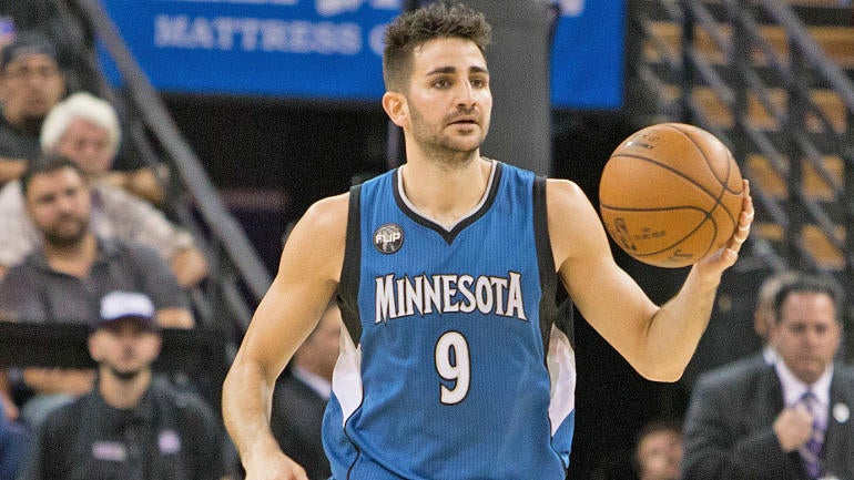 Report: Timberwolves PG Ricky Rubio on the trading block once again