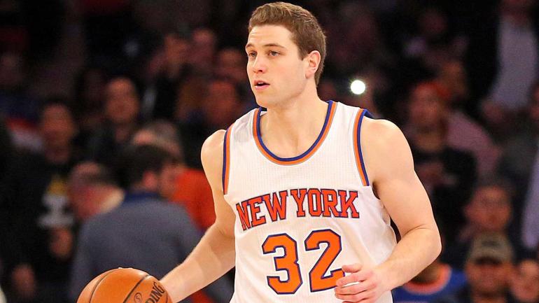 Report: Playoff contenders showing interest in adding Jimmer Fredette, Carlos Boozer
