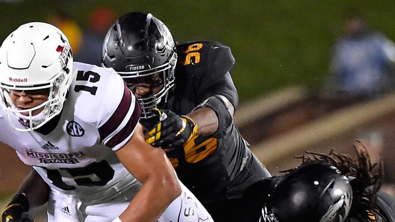 Mizzou hit hard as defensive line thins after losing two big-time players