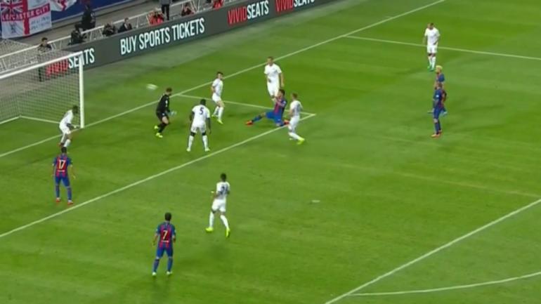 WATCH: Barcelona's Luis Suarez is a machine that runs off Messi's passing