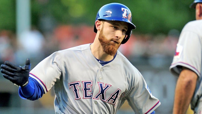 1lucroy80416.jpg