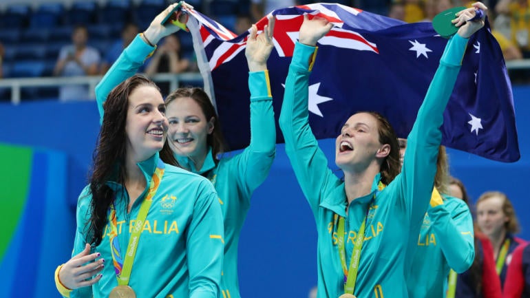 Australian coaches robbed at knife point, delegation calls for tighter security