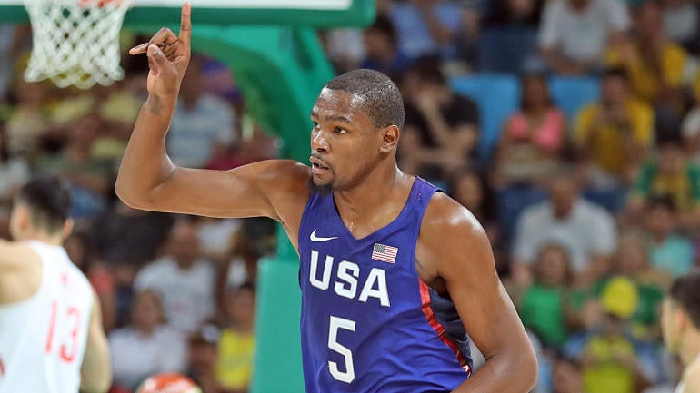 LOOK: Kevin Durant and Team USA show their support for Michael Phelps