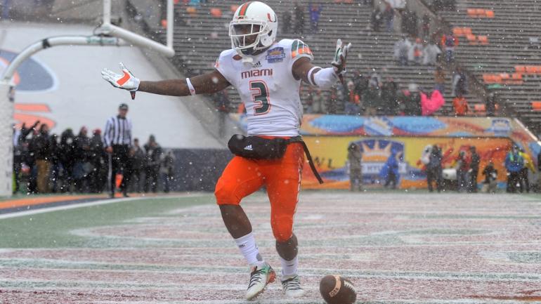 Report: Top WR also being targeted by Miami in rental car investigation