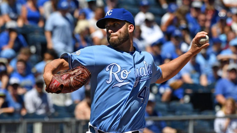 MLB Hot Stove: Royals reportedly agree to five-year extension with Danny Duffy