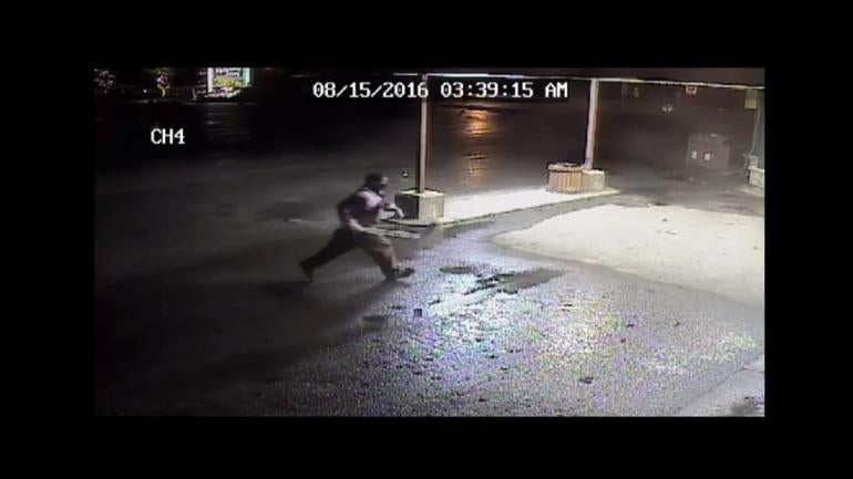 WATCH: Burglar steals from Canadian beer store while wearing goalie gear