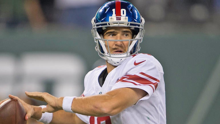 Giants' Eli Manning, wife donate $1M to Univ. of Mississippi hospital