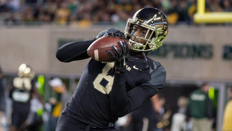 Baylor gives three-game suspension to WR videotaped beating his dog