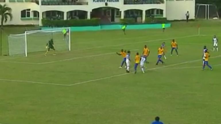 WATCH: USMNT striker Bobby Wood scores beautiful curling strike