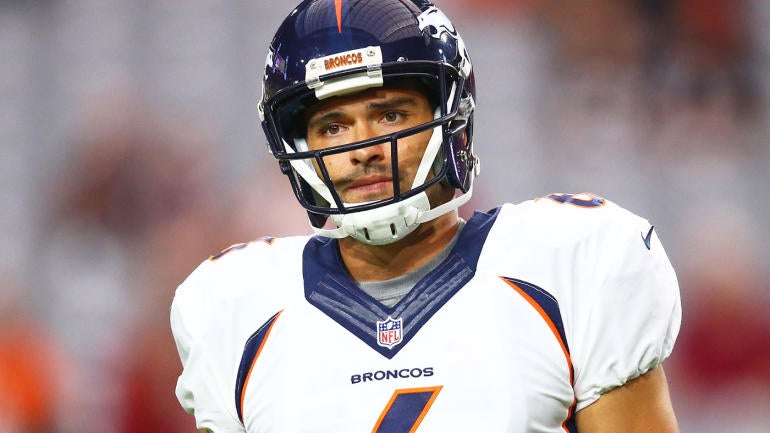 Mark Sanchez signs with the Cowboys after getting cut by the Broncos